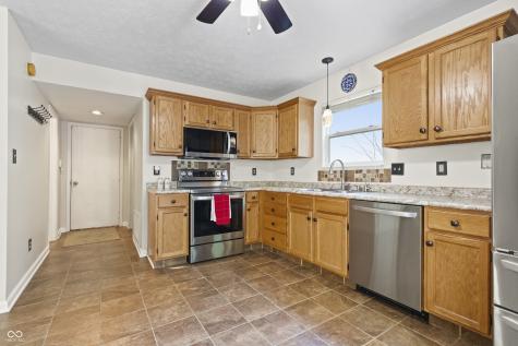 6941 Devinney Lane Indianapolis IN 46221
