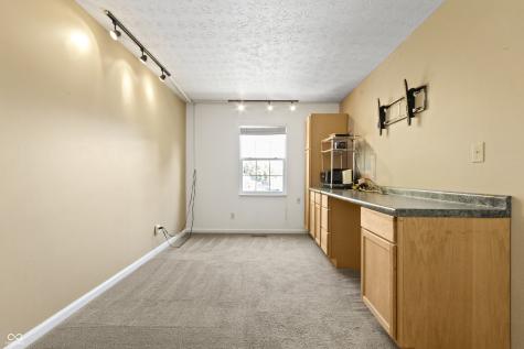 6941 Devinney Lane Indianapolis IN 46221