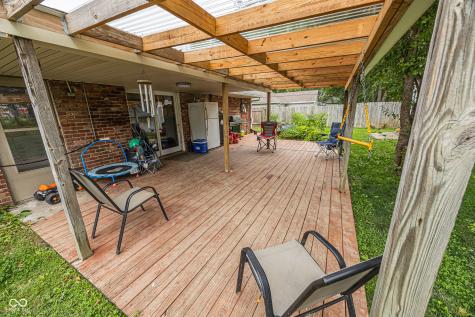 913 Sweetbriar Avenue Whiteland IN 46184