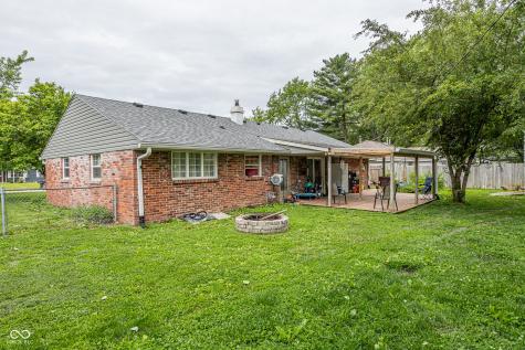 913 Sweetbriar Avenue Whiteland IN 46184