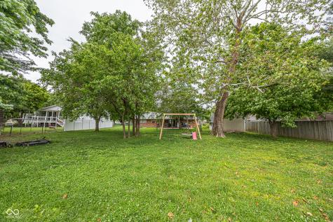 913 Sweetbriar Avenue Whiteland IN 46184