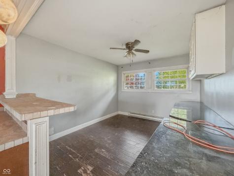 1208 S State Road 213 Tipton IN 46072