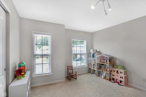 5641 High Vista Circle Indianapolis IN 46234