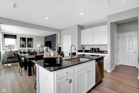 8784 Alexander Ridge Drive Mccordsville IN 46055