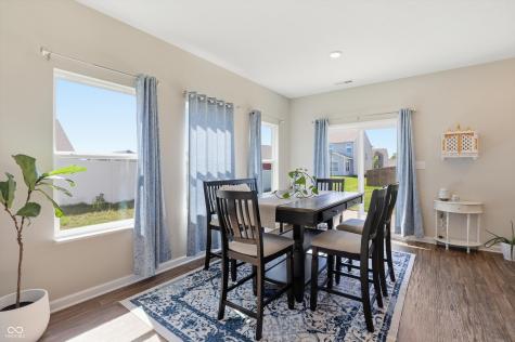 2023 Glenmoor Drive Columbus IN 47201