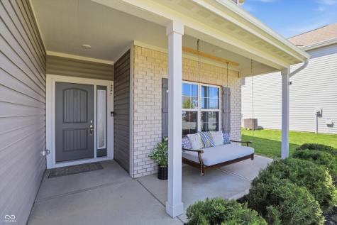 2023 Glenmoor Drive Columbus IN 47201
