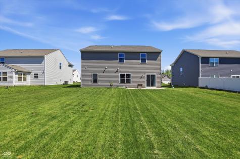 2023 Glenmoor Drive Columbus IN 47201