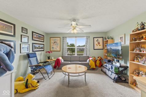 2845 Sleeping Ridge Way Indianapolis IN 46217
