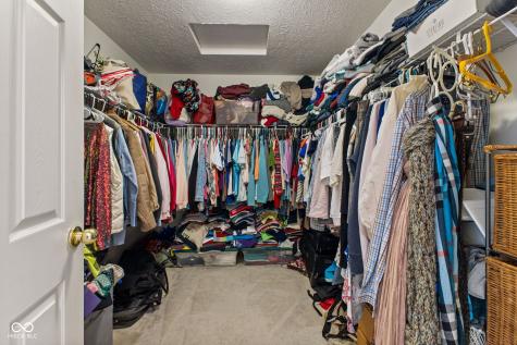 2845 Sleeping Ridge Way Indianapolis IN 46217
