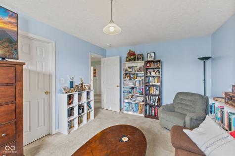 2845 Sleeping Ridge Way Indianapolis IN 46217