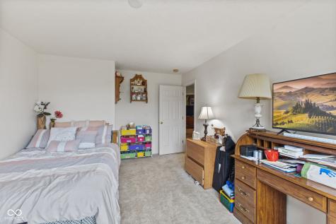 2845 Sleeping Ridge Way Indianapolis IN 46217