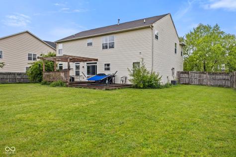 2845 Sleeping Ridge Way Indianapolis IN 46217