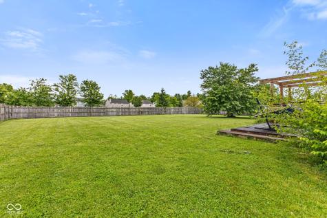 2845 Sleeping Ridge Way Indianapolis IN 46217