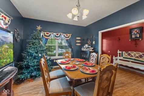 2845 Sleeping Ridge Way Indianapolis IN 46217