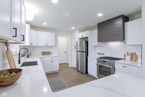 4749 Kessler View Drive Indianapolis IN 46220
