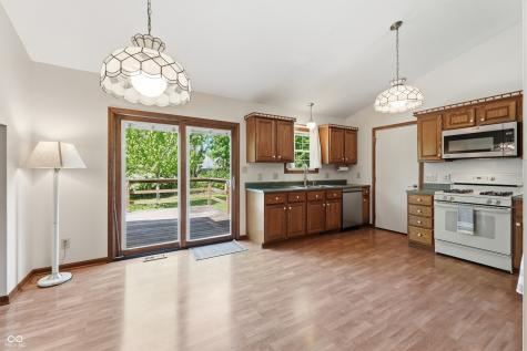 8768 Meadowridge Lane Indianapolis IN 46217