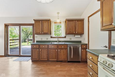 8768 Meadowridge Lane Indianapolis IN 46217