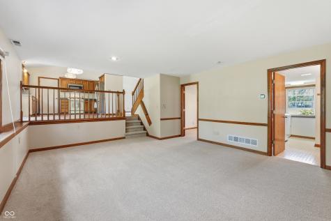 8768 Meadowridge Lane Indianapolis IN 46217