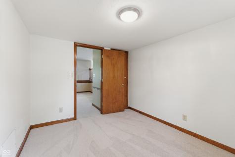 8768 Meadowridge Lane Indianapolis IN 46217
