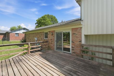 8768 Meadowridge Lane Indianapolis IN 46217