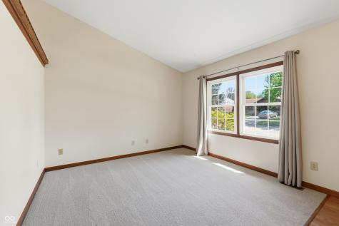 8768 Meadowridge Lane Indianapolis IN 46217