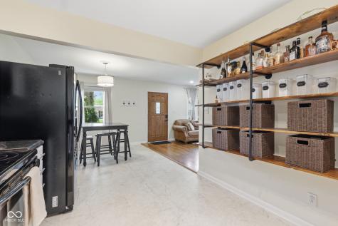 136 E Central Way Pendleton IN 46064