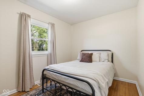 136 E Central Way Pendleton IN 46064