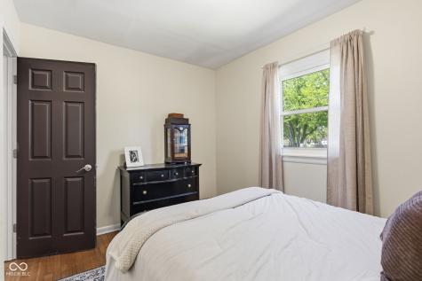 136 E Central Way Pendleton IN 46064