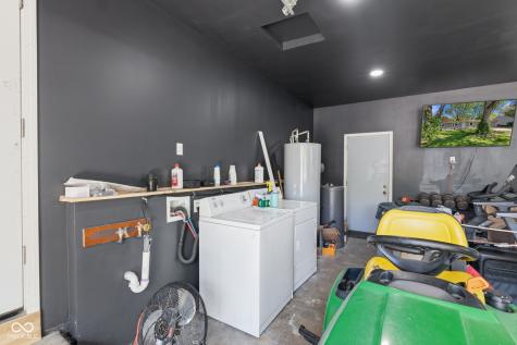 136 E Central Way Pendleton IN 46064