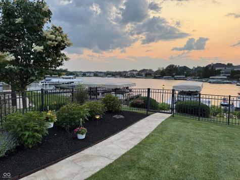 10219 Springstone Road Fishers IN 46055