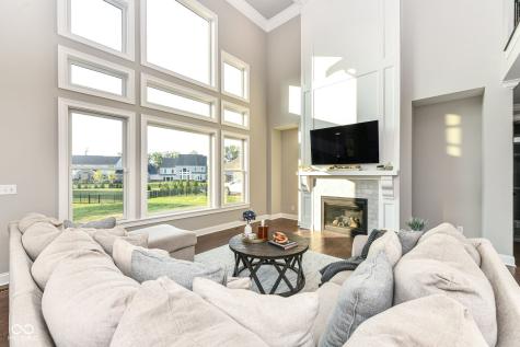 11991 Shady Knoll Drive Fishers IN 46037