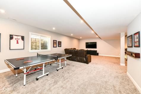 11991 Shady Knoll Drive Fishers IN 46037