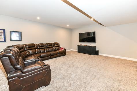 11991 Shady Knoll Drive Fishers IN 46037