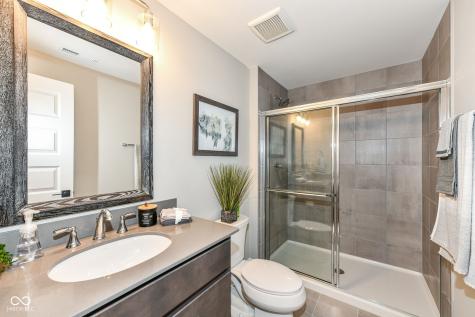 11991 Shady Knoll Drive Fishers IN 46037