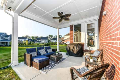 11991 Shady Knoll Drive Fishers IN 46037