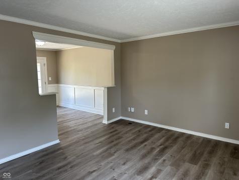 8212 Laughlin Drive Indianapolis IN 46219