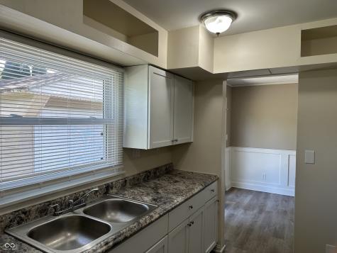 8212 Laughlin Drive Indianapolis IN 46219
