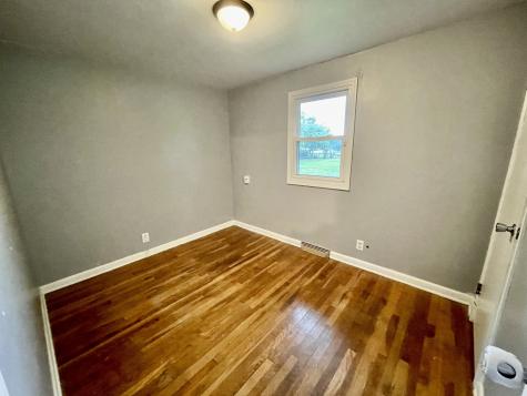 127 Kirk Drive E Indianapolis IN 46234