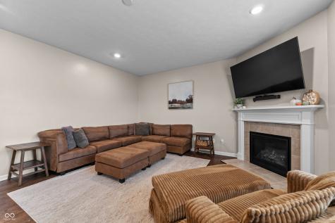 942 Ram Drive Franklin IN 46131
