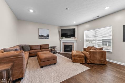 942 Ram Drive Franklin IN 46131