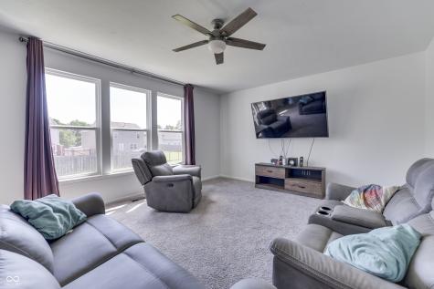 1824 Explorer Court Franklin IN 46131