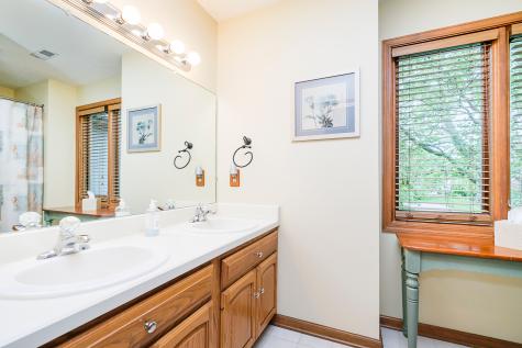 13831 Riverwood Way Carmel IN 46032