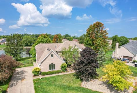 11374 Royal Court Carmel IN 46032