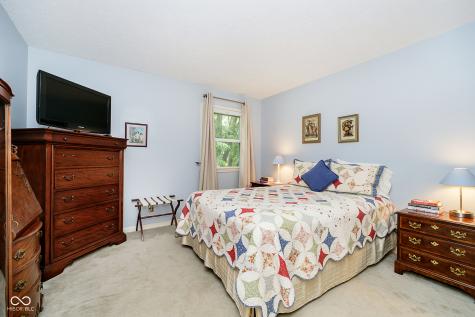 8233 Claridge Road Indianapolis IN 46260