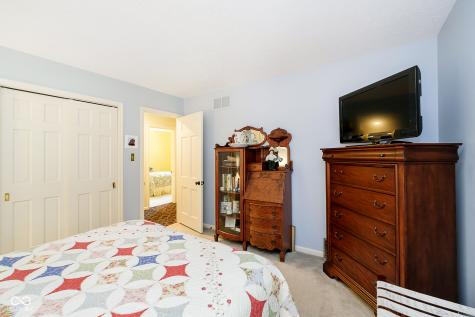 8233 Claridge Road Indianapolis IN 46260