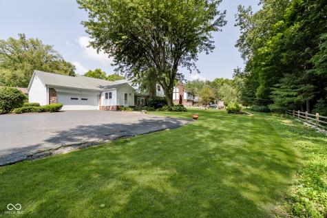 8233 Claridge Road Indianapolis IN 46260