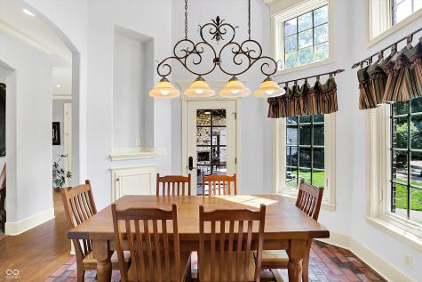 8581 Hunt Club Road Zionsville IN 46077