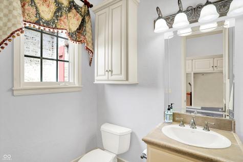 8581 Hunt Club Road Zionsville IN 46077