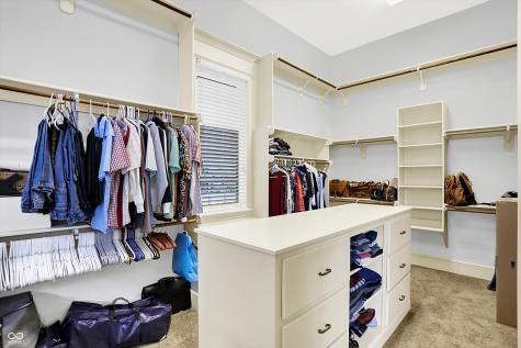 8581 Hunt Club Road Zionsville IN 46077