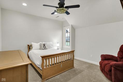 8581 Hunt Club Road Zionsville IN 46077